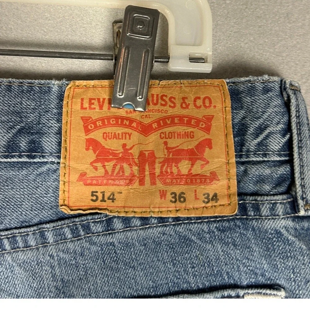 Levis 514 Jeans Mens 36X34 Blue Straight Fit Classic 5-Pocket Distressed Denim